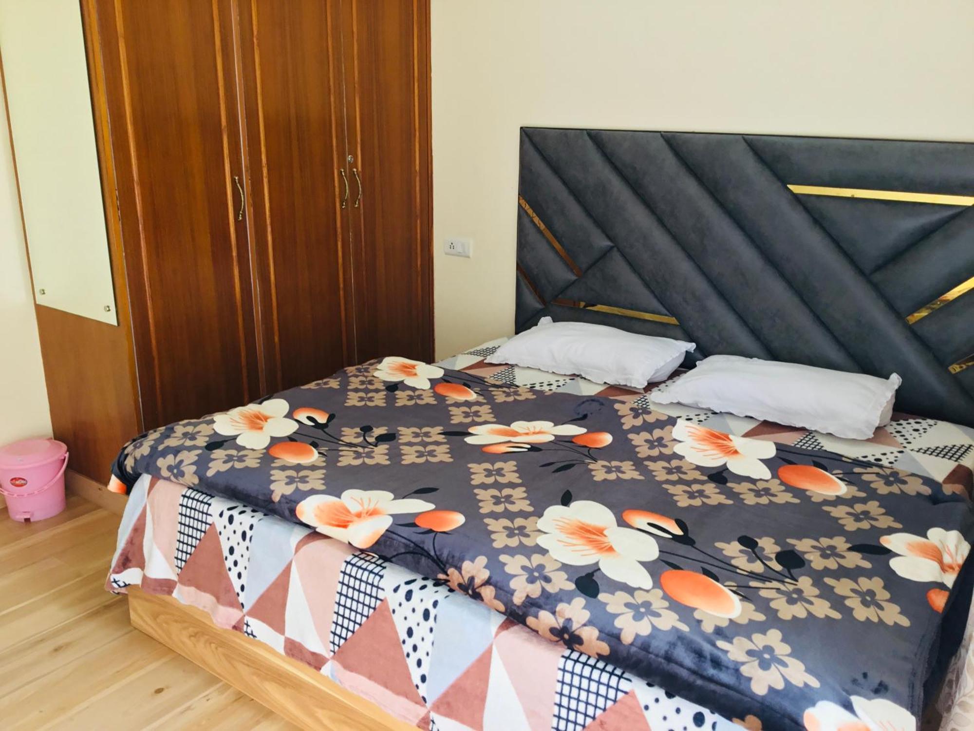 Shimla Vibes B & B Free Pick & Drop From Isbt Shimla Exterior foto