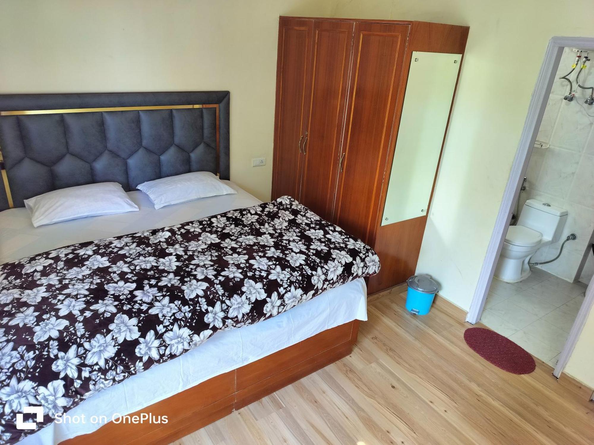 Shimla Vibes B & B Free Pick & Drop From Isbt Shimla Exterior foto